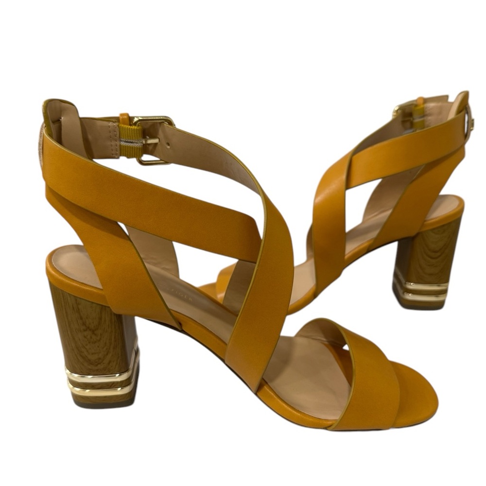Tommy Hilfiger Sarah Stacked Heel Sandle NWOT